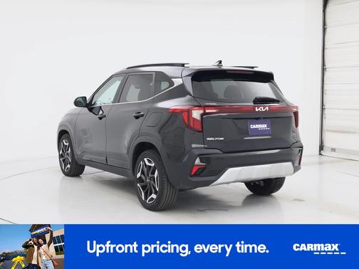 Black 2024 Kia Seltos SX