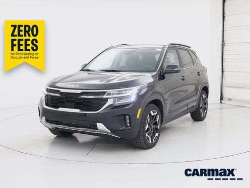 Black 2024 Kia Seltos SX
