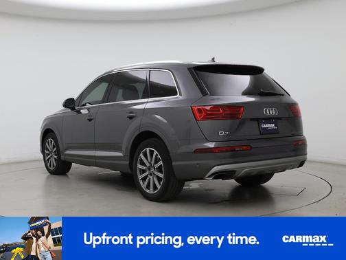 Gray 2019 Audi Q7 Prestige