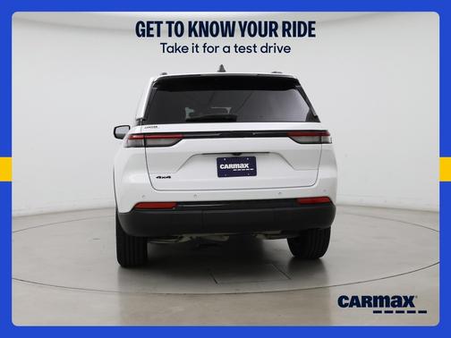 White 2024 Jeep Grand Cherokee Altitude