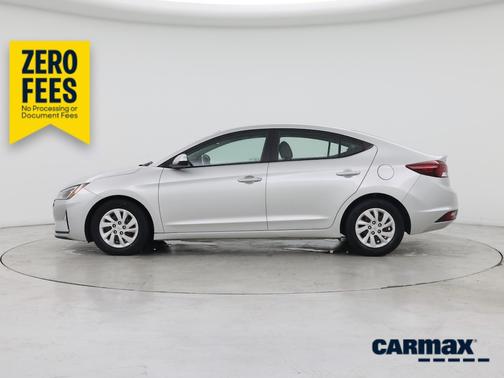 Silver 2019 Hyundai ELANTRA SE