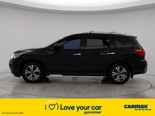 Photo 3 of 28 of 2017 Nissan Pathfinder SL