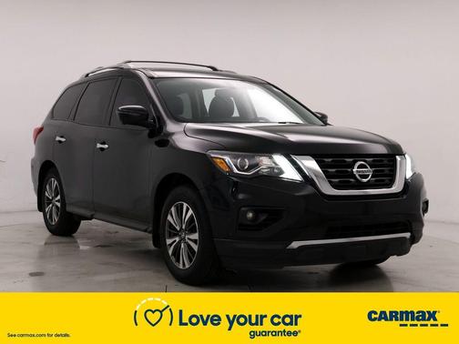 Photo 1 of 28 of 2017 Nissan Pathfinder SL