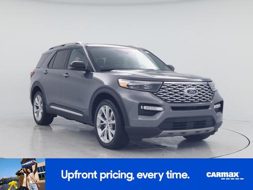 Gray 2022 Ford Explorer Platinum