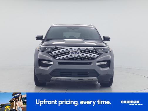 Gray 2022 Ford Explorer Platinum