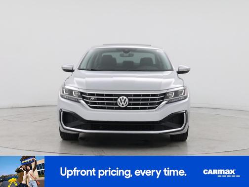 2020 Volkswagen Passat R-Line