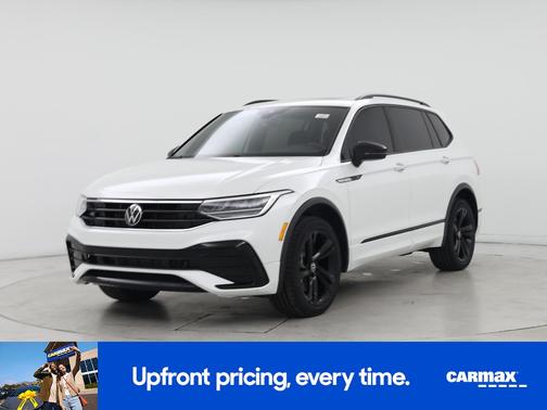 White 2023 Volkswagen Tiguan SE R-Line Black