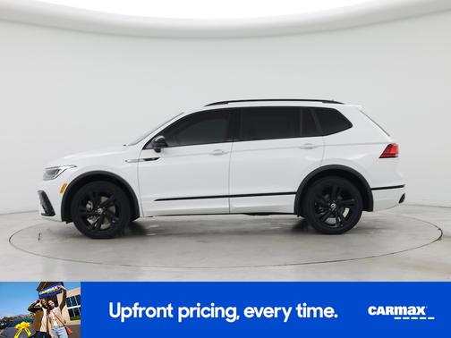 White 2023 Volkswagen Tiguan SE R-Line Black