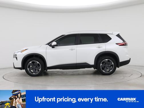 White 2024 Nissan Rogue SV