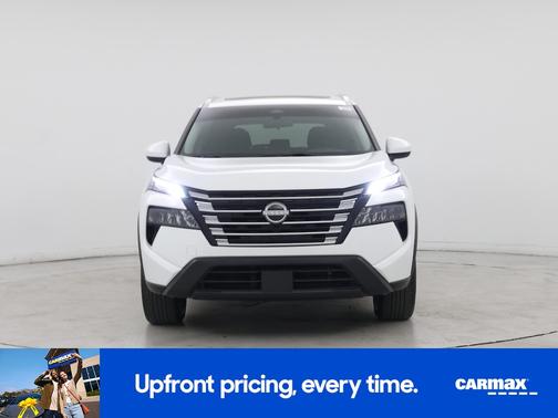 White 2024 Nissan Rogue SV