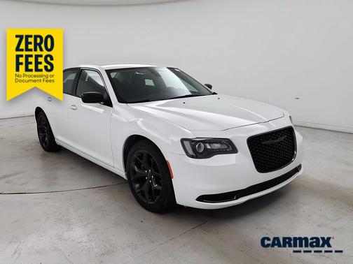 White 2022 Chrysler 300 Touring