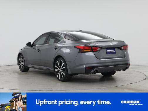 Gray 2022 Nissan Altima SR