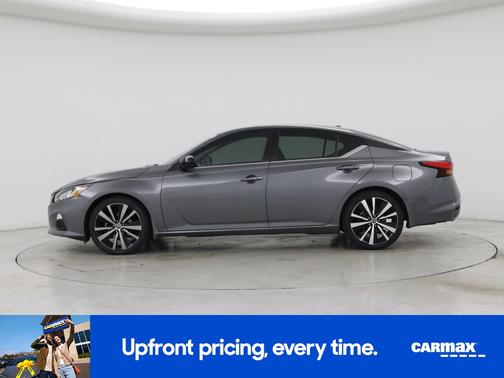 Gray 2022 Nissan Altima SR
