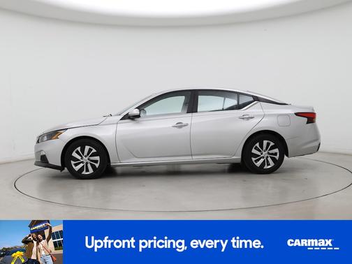 Silver 2022 Nissan Altima S