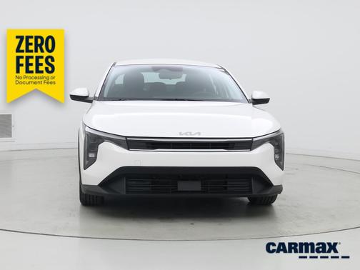 White 2025 Kia K4 LX