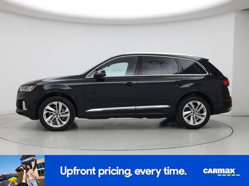 Black 2023 Audi Q7 Premium
