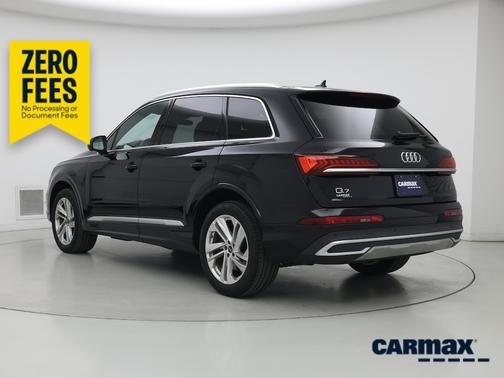 Black 2023 Audi Q7 Premium