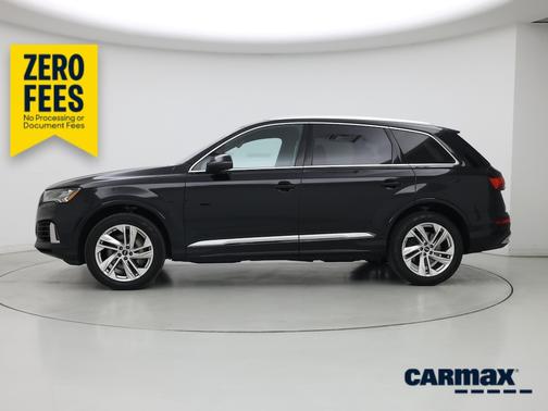 Black 2023 Audi Q7 Premium