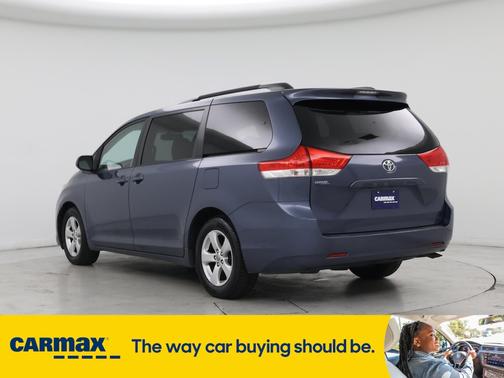 2014 Toyota Sienna LE