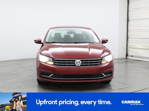2016 Volkswagen Passat SE