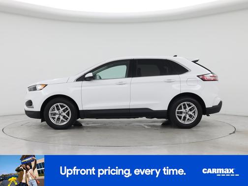 White 2024 Ford Edge SEL