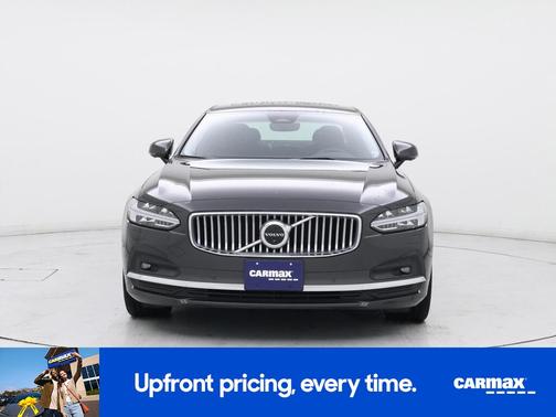 Gray 2022 Volvo S90 B6 Inscription