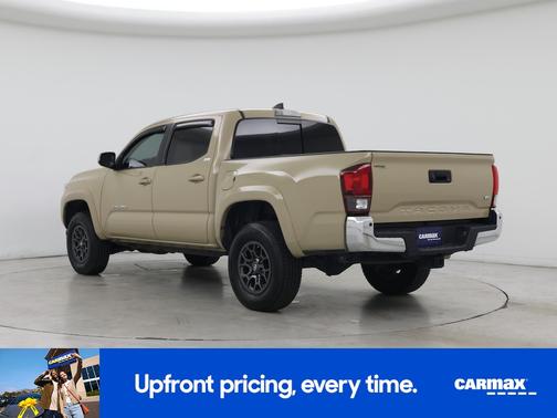 Tan 2018 Toyota Tacoma SR5