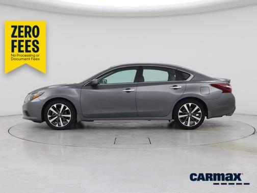 Gray 2017 Nissan Altima SR