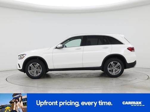 White 2021 Mercedes-Benz GLC 300