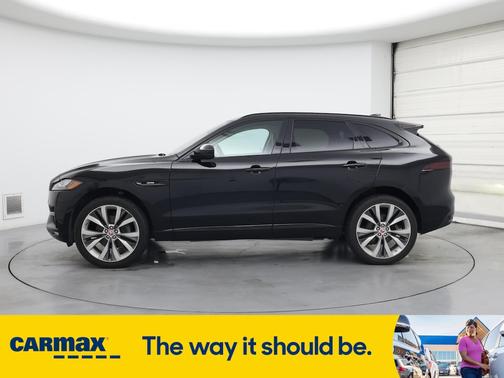 2019 Jaguar F-PACE 30t R-Sport