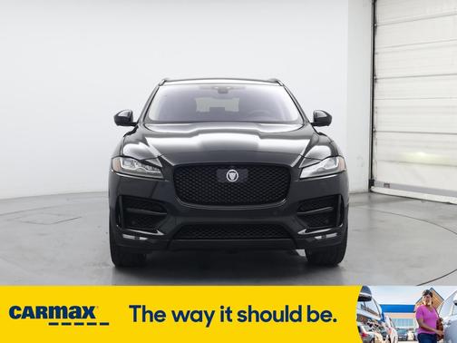2019 Jaguar F-PACE 30t R-Sport