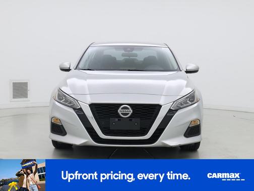 2022 Nissan Altima SV