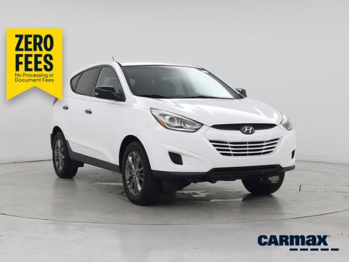 White 2014 Hyundai TUCSON GLS