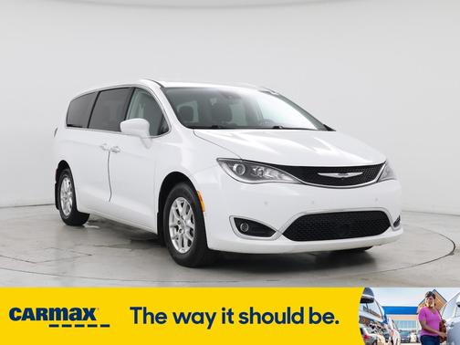 2020 Chrysler Pacifica Touring
