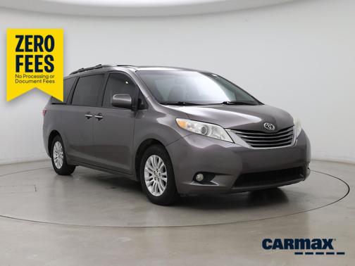 Gray 2017 Toyota Sienna XLE