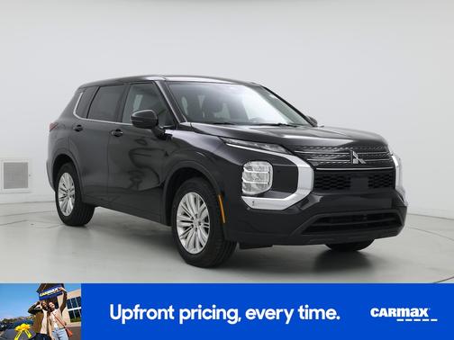 2024 Mitsubishi Outlander ES