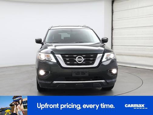 2019 Nissan Pathfinder SV