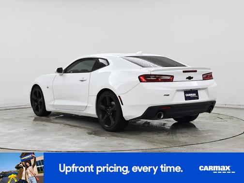 White 2017 Chevrolet Camaro LT