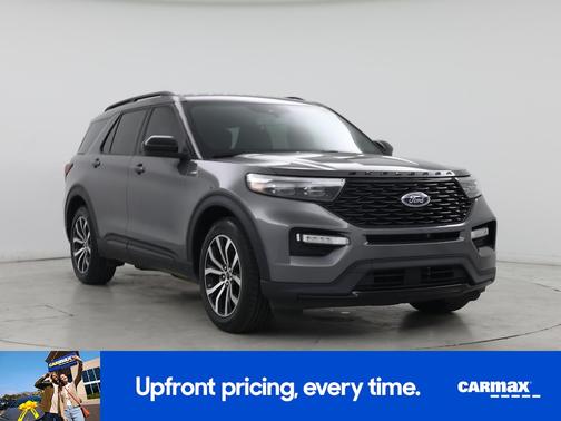 Gray 2023 Ford Explorer ST-Line