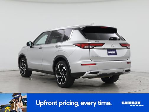 Silver 2022 Mitsubishi Outlander SE