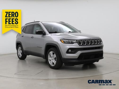 Silver 2022 Jeep Compass Latitude