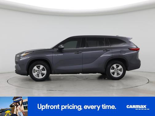 Gray 2020 Toyota Highlander Hybrid LE