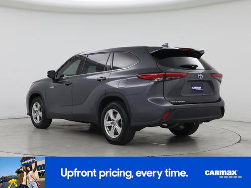 Gray 2020 Toyota Highlander Hybrid LE