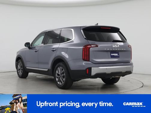 Gray 2023 Kia Telluride LX