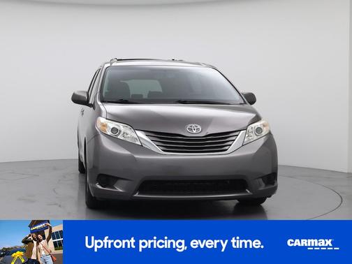 2016 Toyota Sienna LE