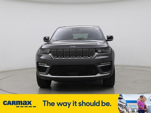 2023 Jeep Grand Cherokee Summit