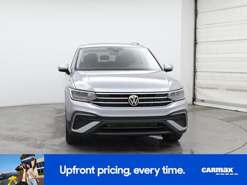 Silver 2023 Volkswagen Tiguan SE