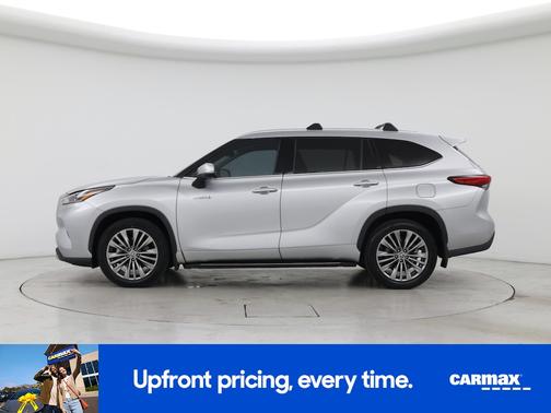 2021 Toyota Highlander Hybrid Platinum
