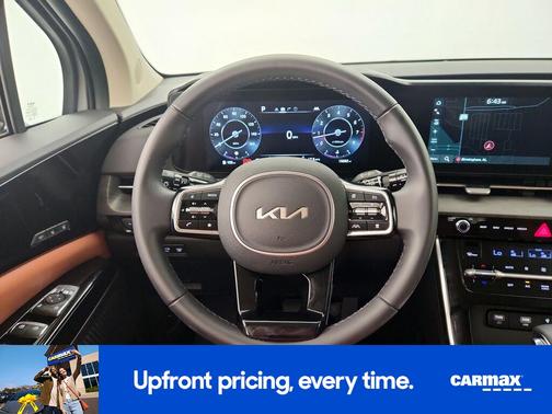 Gray 2024 Kia Carnival SX