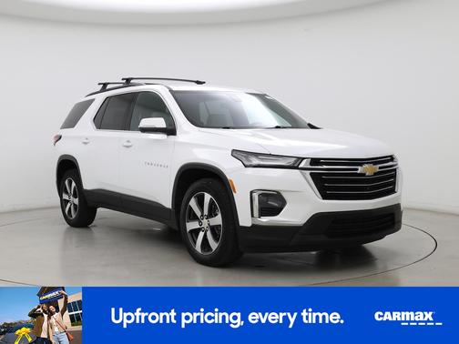 White 2023 Chevrolet Traverse LT Leather